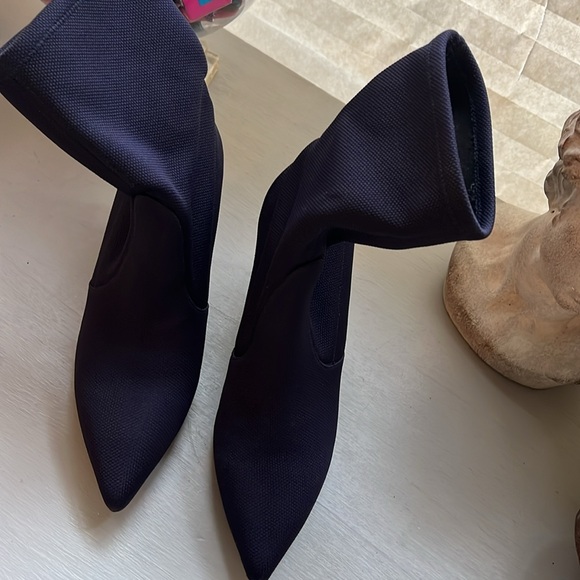 Stuart Weitzman Rapture Pointed Toe Boot Navy size 7.5 - Picture 5 of 7